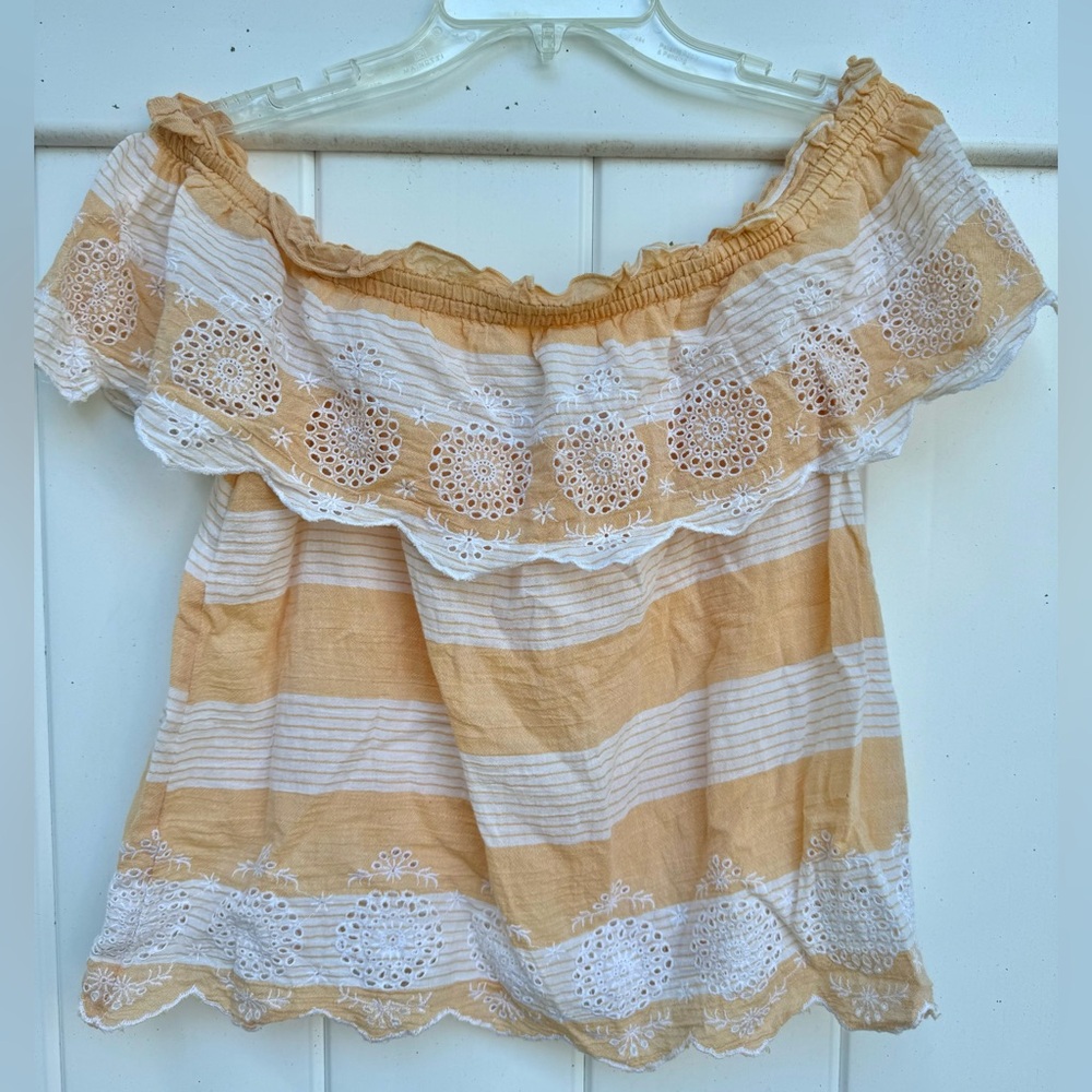 American Eagle Yellow and white eyelet top S